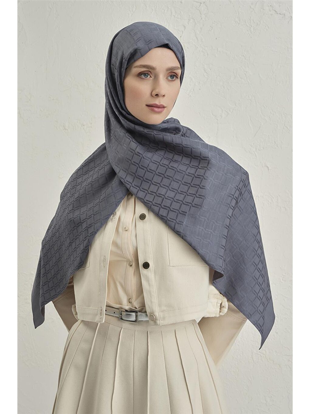 Gri Pamuk Floş Çapraz Desen Şal 2 18-2