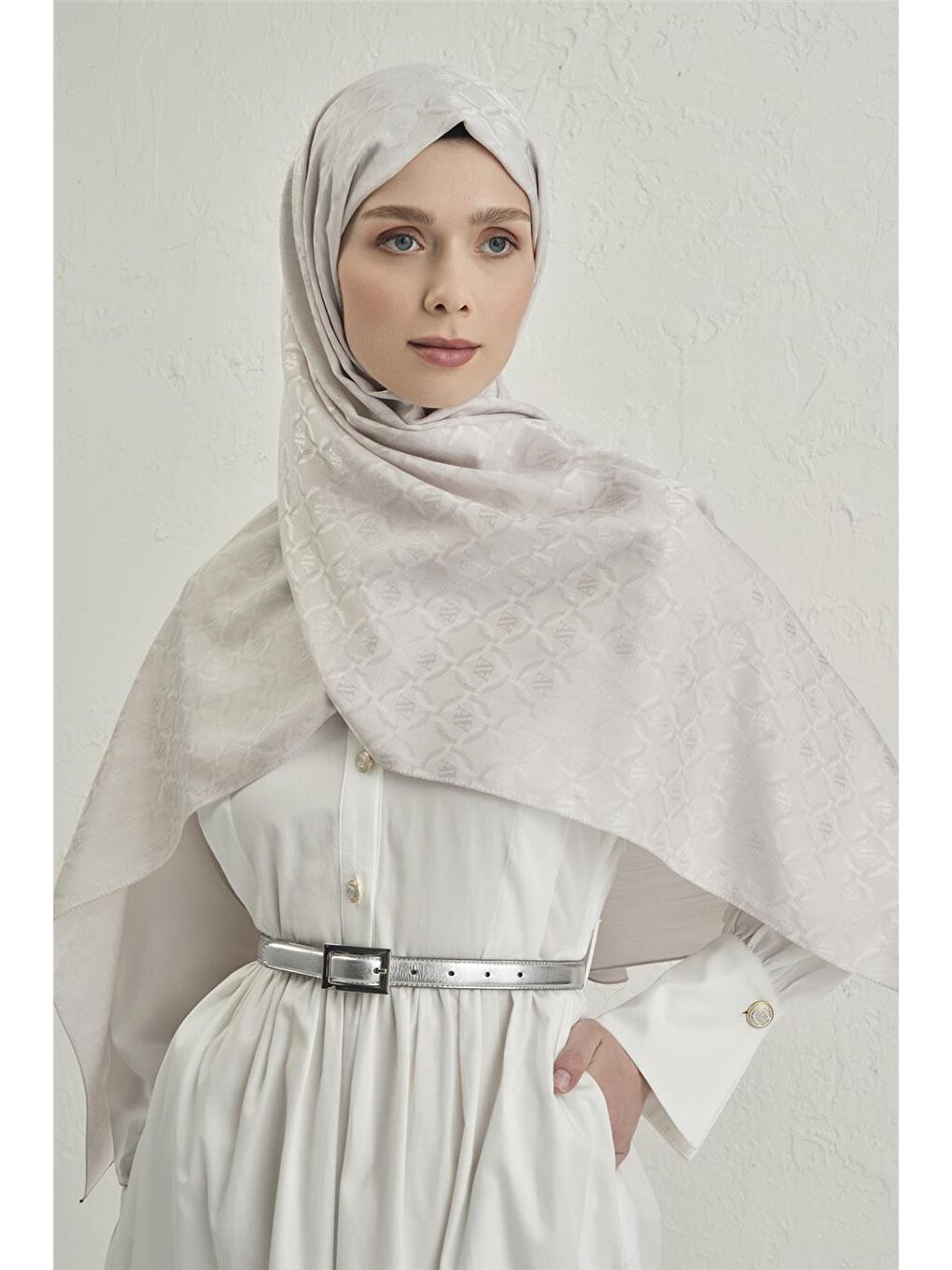 Gri Pamuk Floş Monogram Zincir Şal 1 17-1