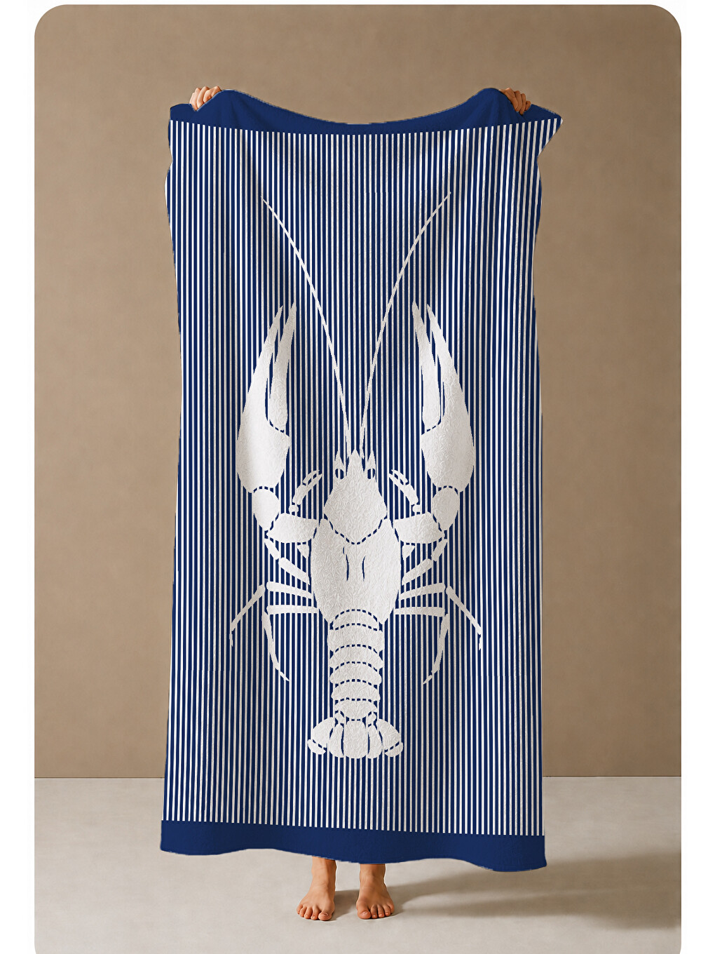 Milbay Grup Lacivert Çizgili Beyaz Istakoz Desenli 70x150 Cm Dijital Plaj Ve Banyo Havlusu-37494-3