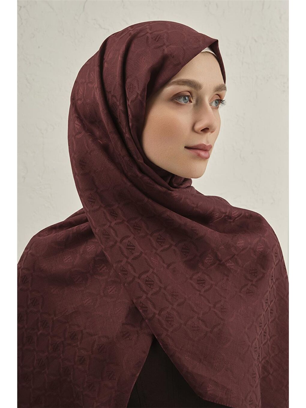 Bordo Pamuk Floş Monogram Zincir Şal 1 32-3