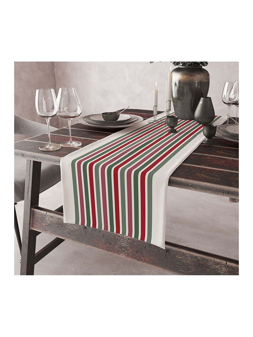 Yeşil Sade Modern Tasarımlı Çizgi  Desen Dijital Baskılı 45x140 Dekoratif Runner