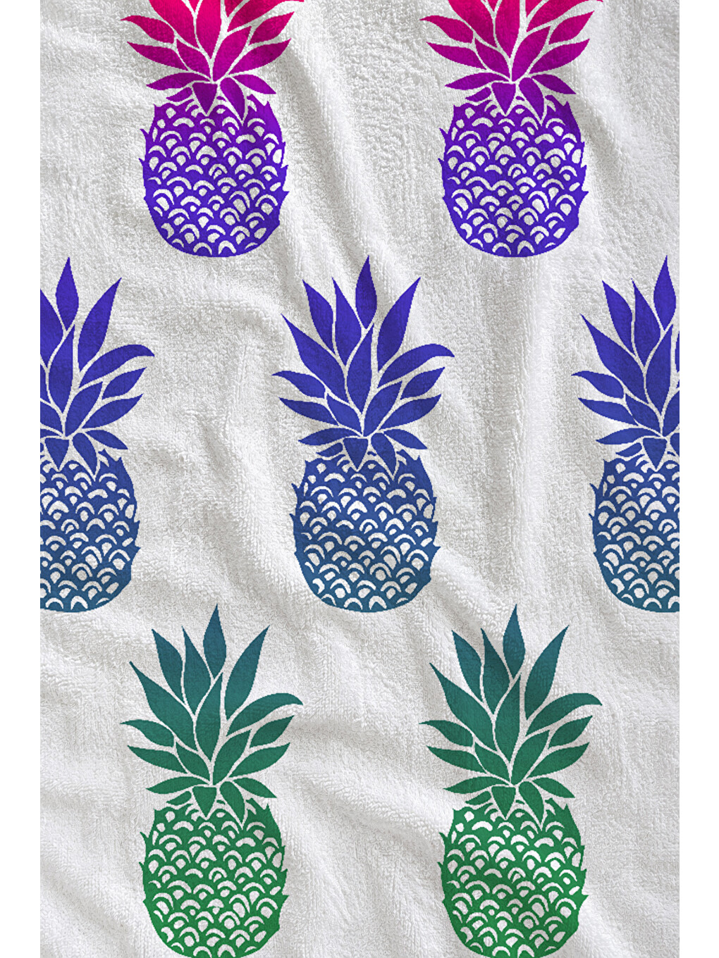 Beyaz Zemin Renkli Ananas Desenli 70x150 Cm Dijital Baskılı Plaj Ve Banyo Havlusu-1