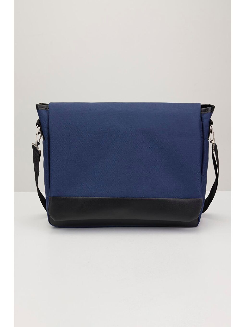 Unisex Ayarlanabilir Çapraz Askılı Lacivert Postacı Omuz Çantası