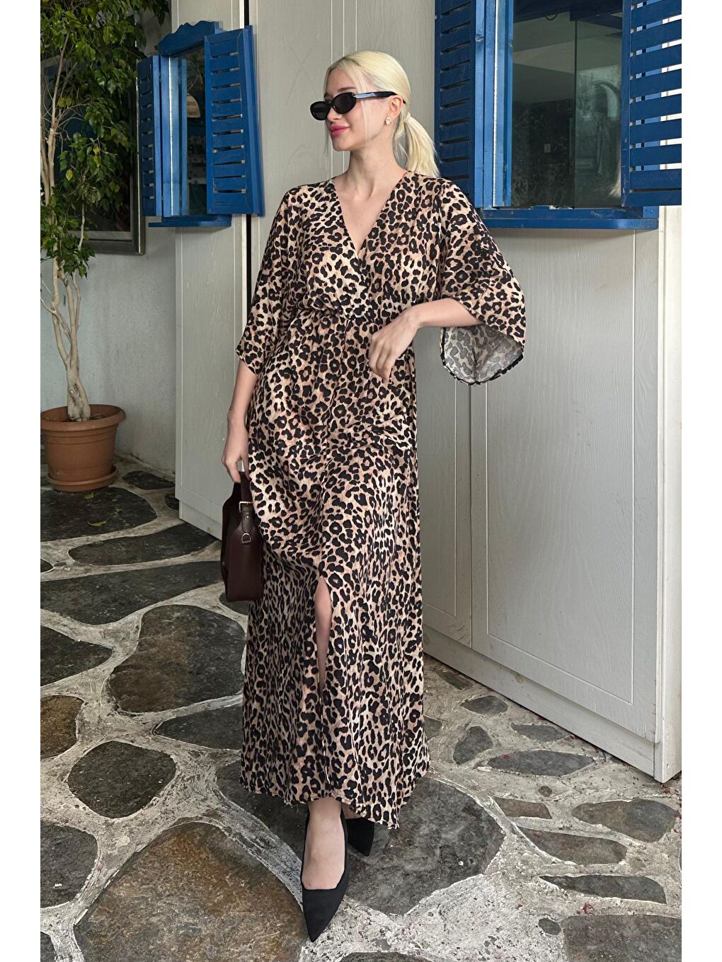 Kahverengi Desenli Yırtmaç Detaylı Uzun Elbise Mg2321-2