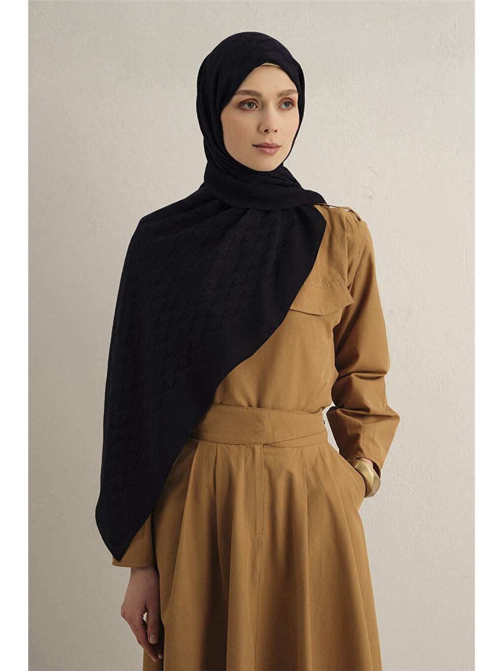 Lacivert Pamora Aa Monogram Şal 3 03-2