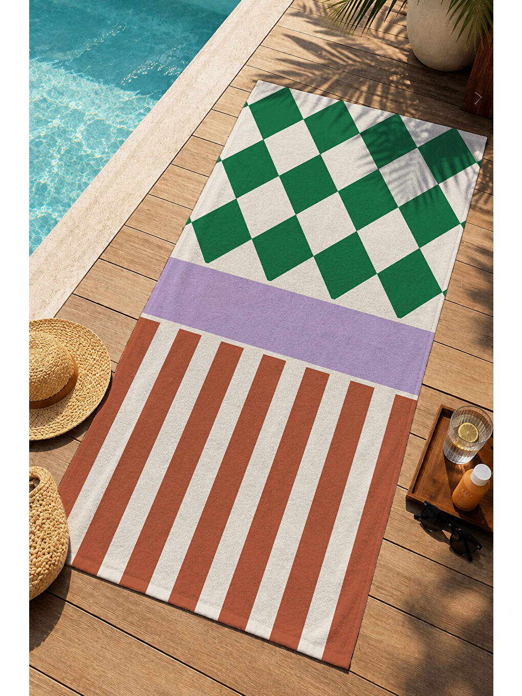 Retro Yeşil Damalı Kırmızı Çizgi Desenli 70x150 Plaj Havlusu - Dijital Baskılı Solmaz Banyo Havlusu-1