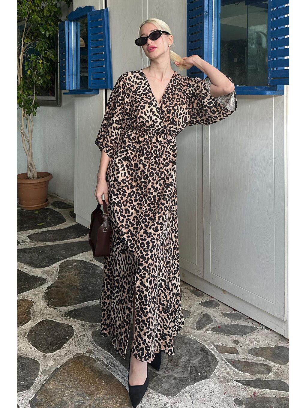 Kahverengi Desenli Yırtmaç Detaylı Uzun Elbise Mg2321-3