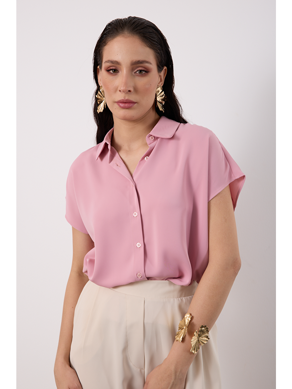 Pembe İç Göstermeyenı Kısa Kollu Kadın Gömleği-2