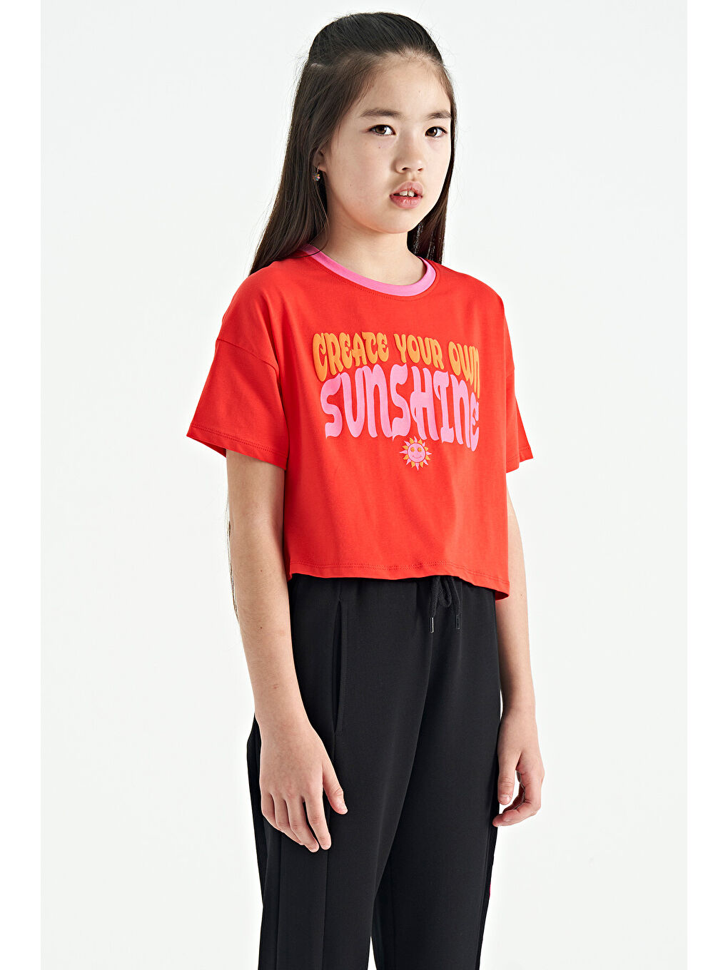 Kırmızı Fiesta Renkli Yazı Baskılı O Yaka Oversize  Kısa Kollu Kız Çocuk Tişört - 75111-8