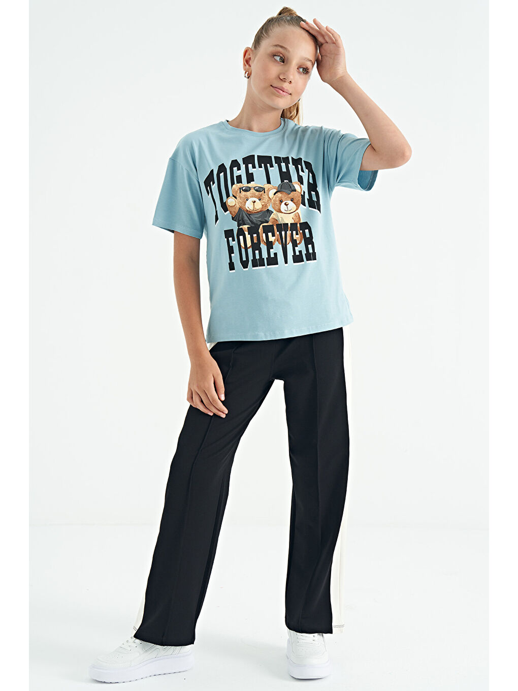 Açık Mavi Ayıcık Baskılı O Yaka Oversize Kısa Kol Kız Çocuk Tişört - 75116-6