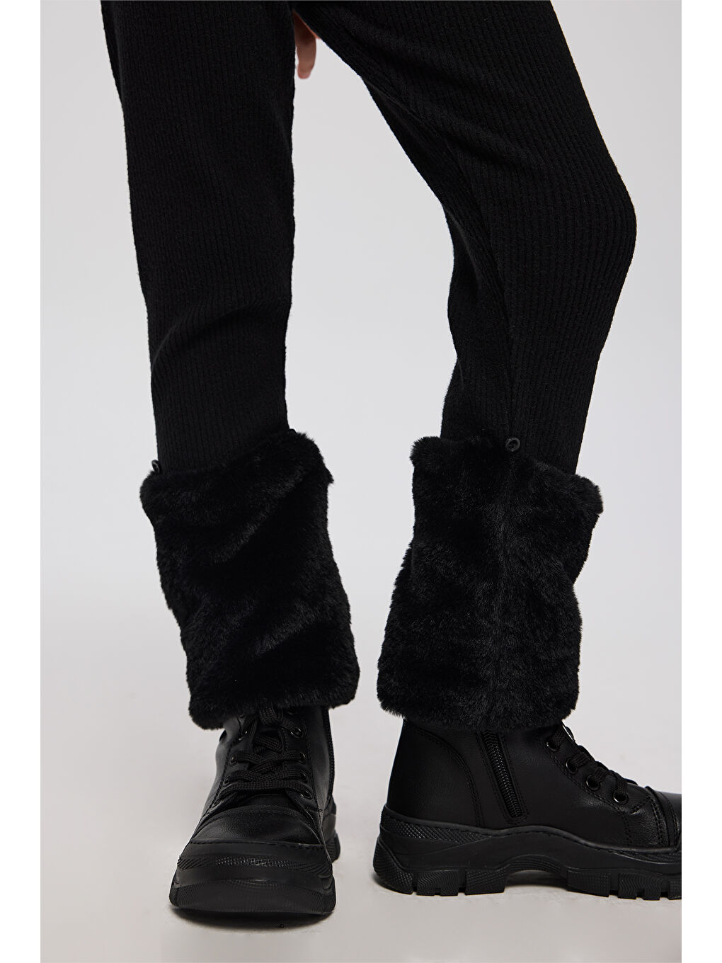 Kız Çocuk Yumuşak Dokulu Siyah Tayt-4