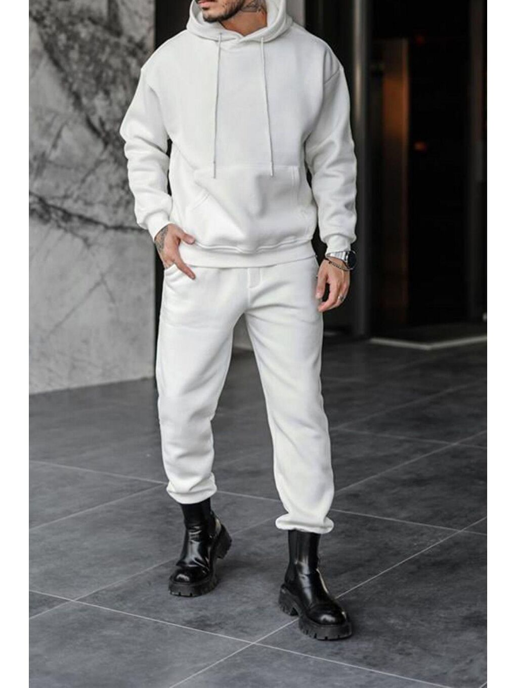 Beyaz Erkek Regular Kapüşonlu Paçası Lastikli İçi Yumuşak Pamuklu Eşofman Takımı