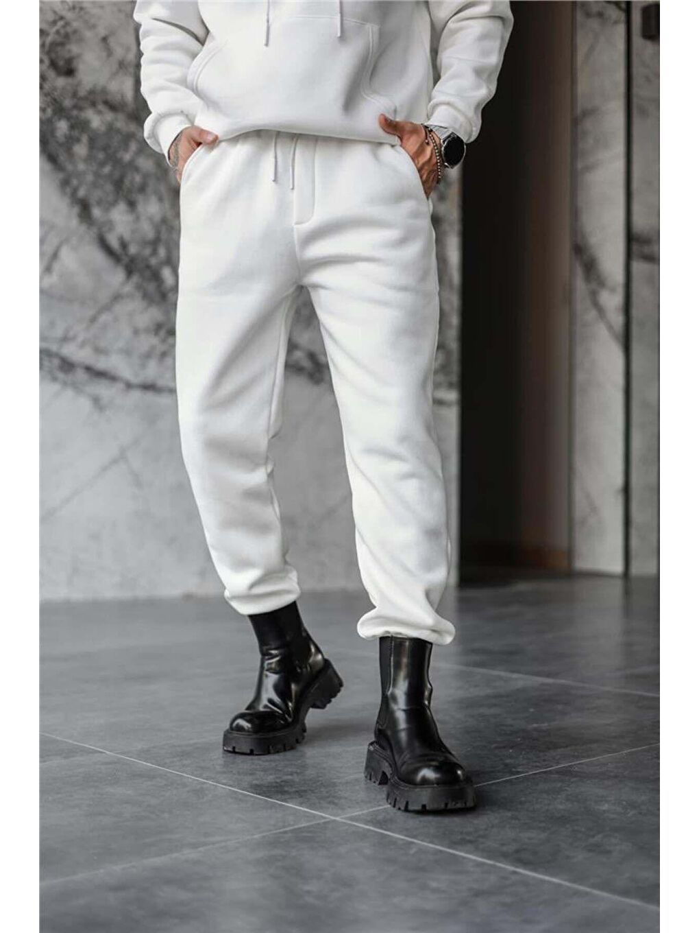 Beyaz Erkek Regular Kapüşonlu Paçası Lastikli İçi Yumuşak Pamuklu Eşofman Takımı-1