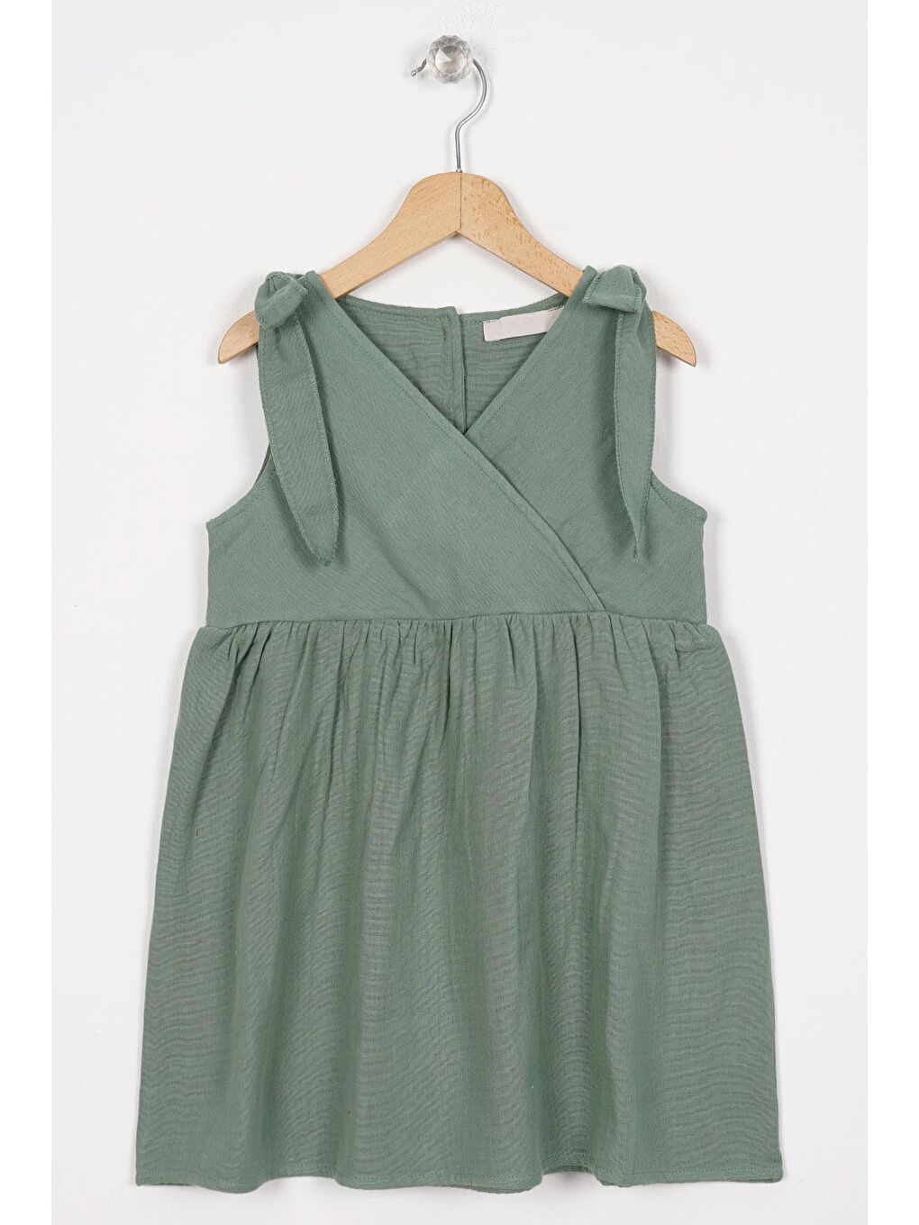 Omzu Fiyonk Detaylı Çağla Yeşili Renk Kız Çocuk Elbise