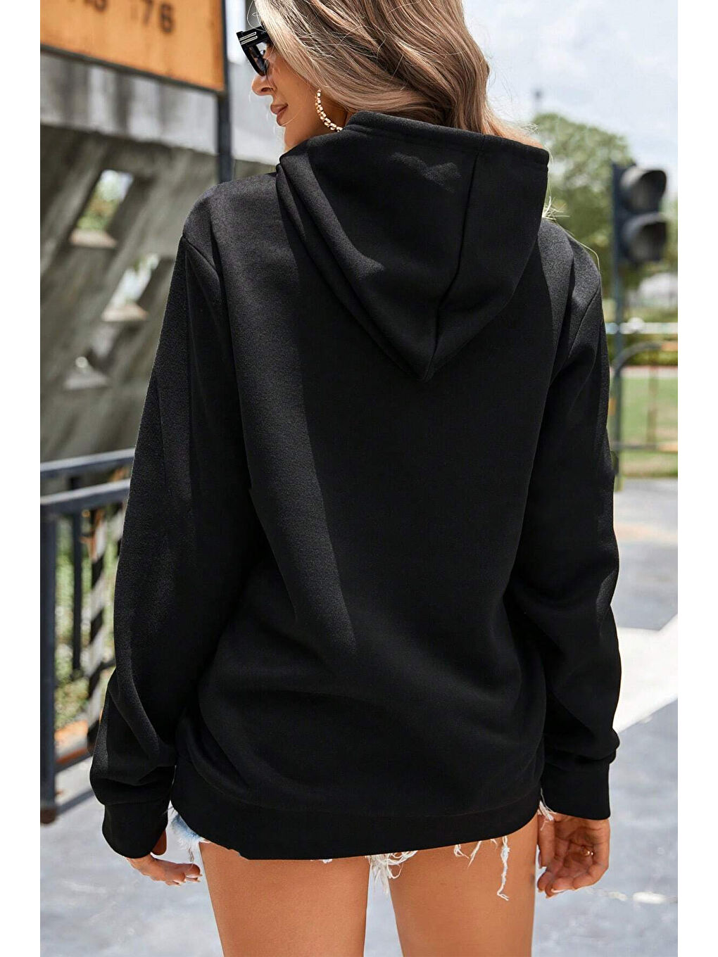 uyguntarz Siyah Kalp Baskılı Oversize Sweatshirt - 2