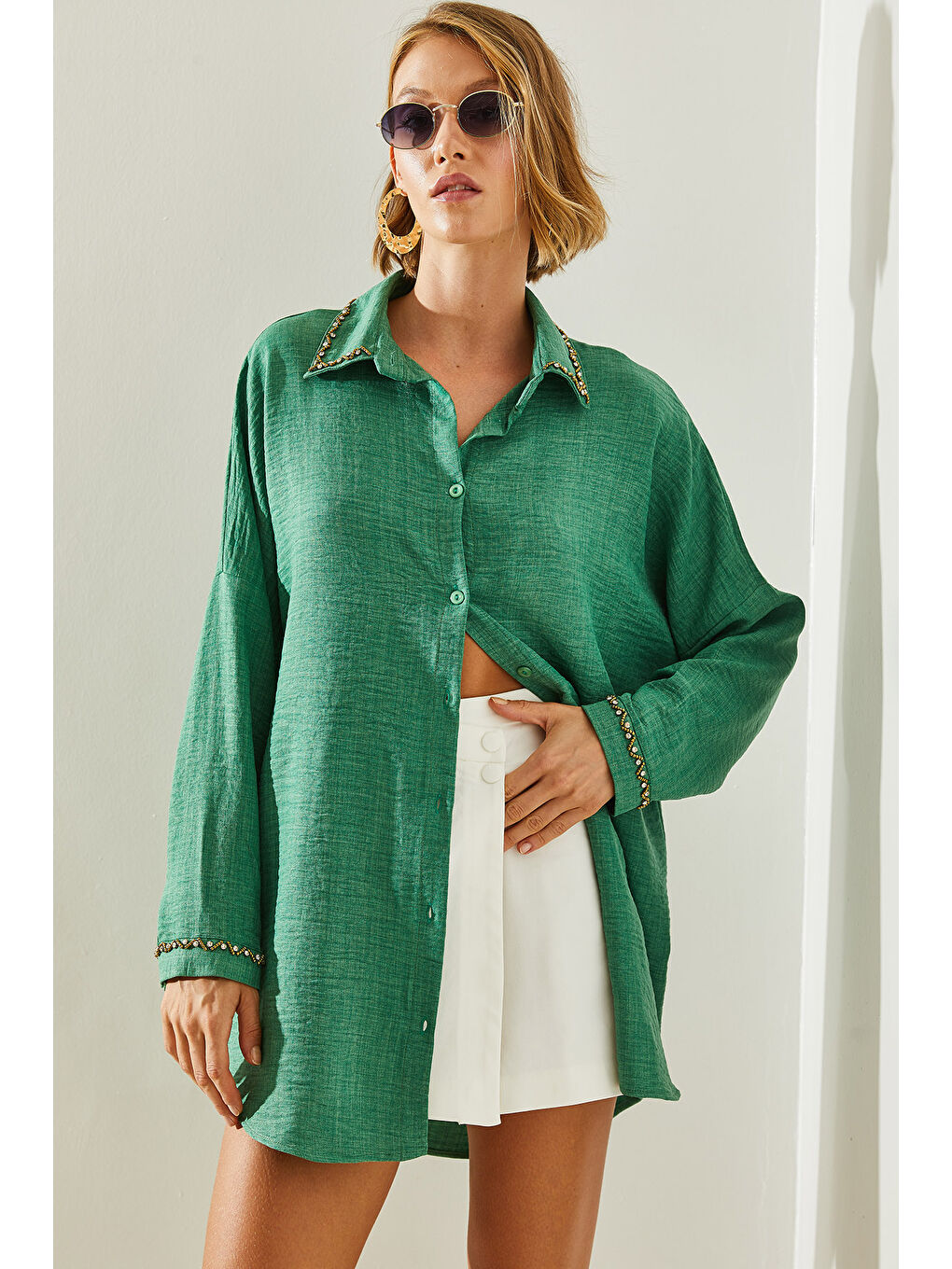 Yeşil Kadın Kol ve Yakası Taş İşlemeli Oversize Gömlek-1