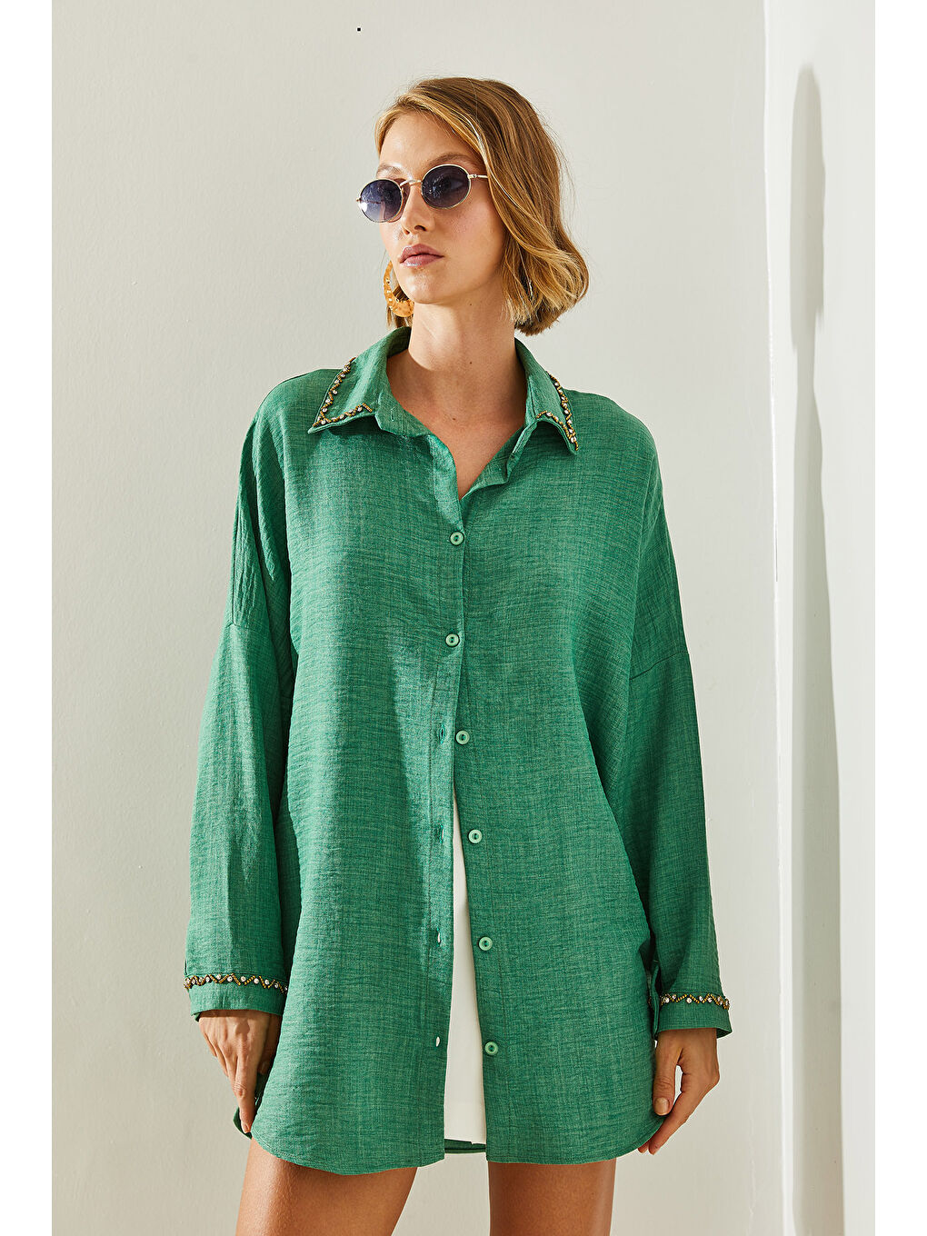 Yeşil Kadın Kol ve Yakası Taş İşlemeli Oversize Gömlek-3
