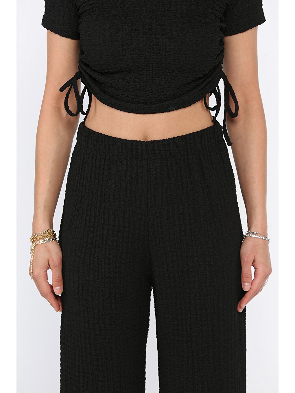 Siyah Kadın Kendinden Desenli Yan Büzgülü Bluz Pantolon İkili Takım-3