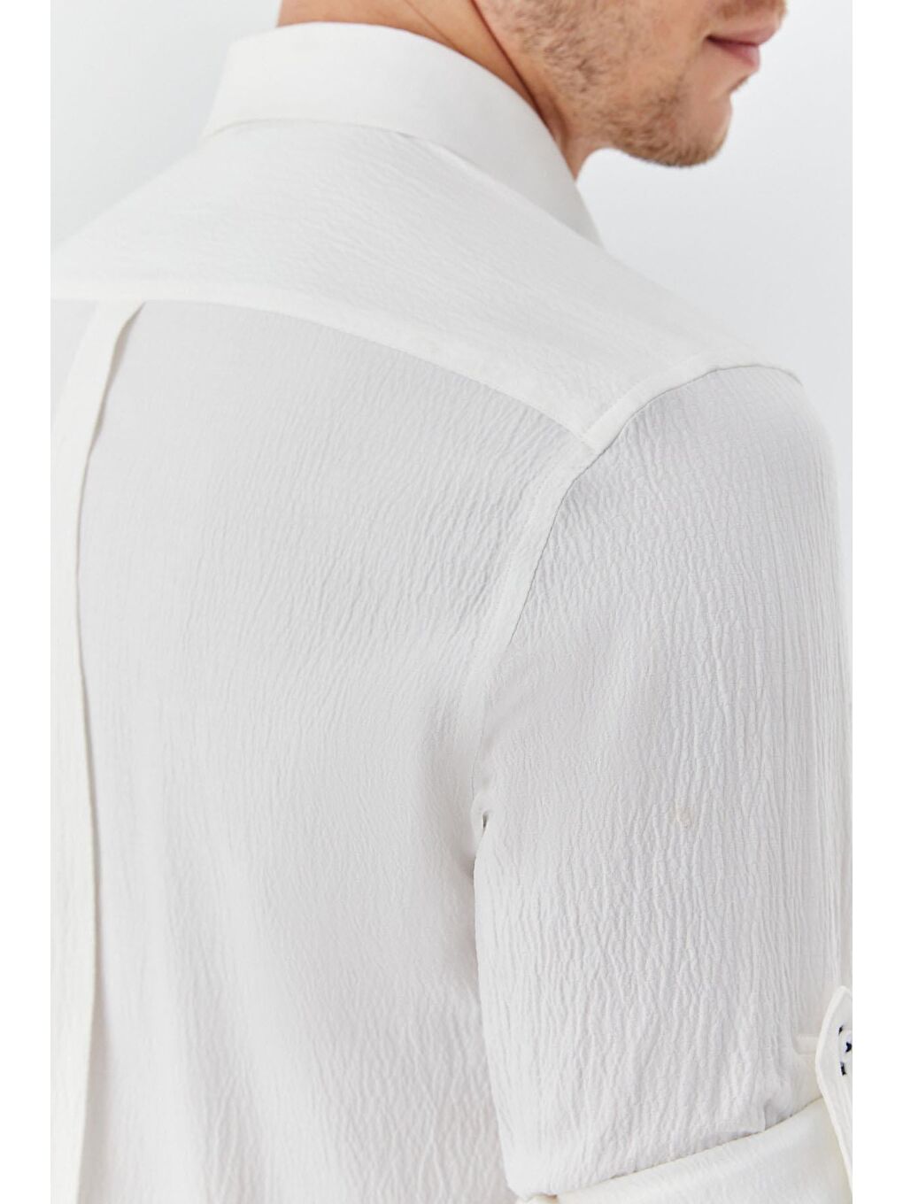 Erkek Beyaz Düğmeli Yaka Gömlek – Uzun Kollu-5