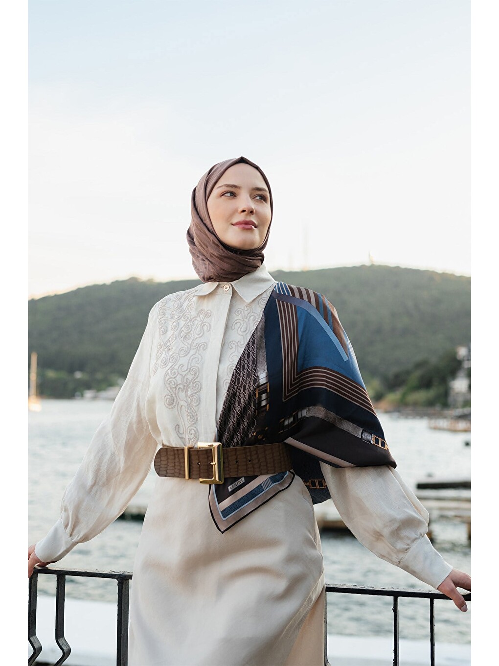 Nakış İşlemeli Tunik Bej