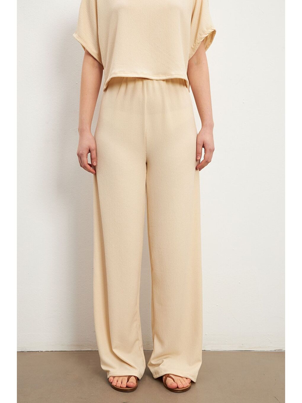 Kadın Bej Kısa Kollu Krinkıl Pantolon Takım-5