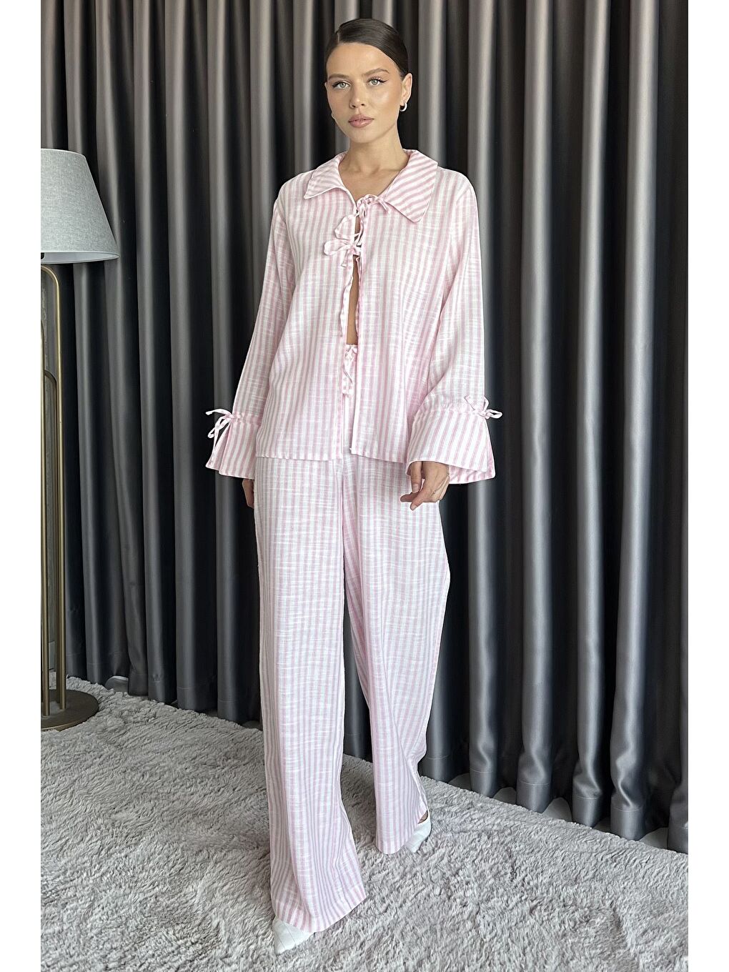 Pembe Ön Bağlamalı Çizgili Bluz Pantolon İkili Takım-1