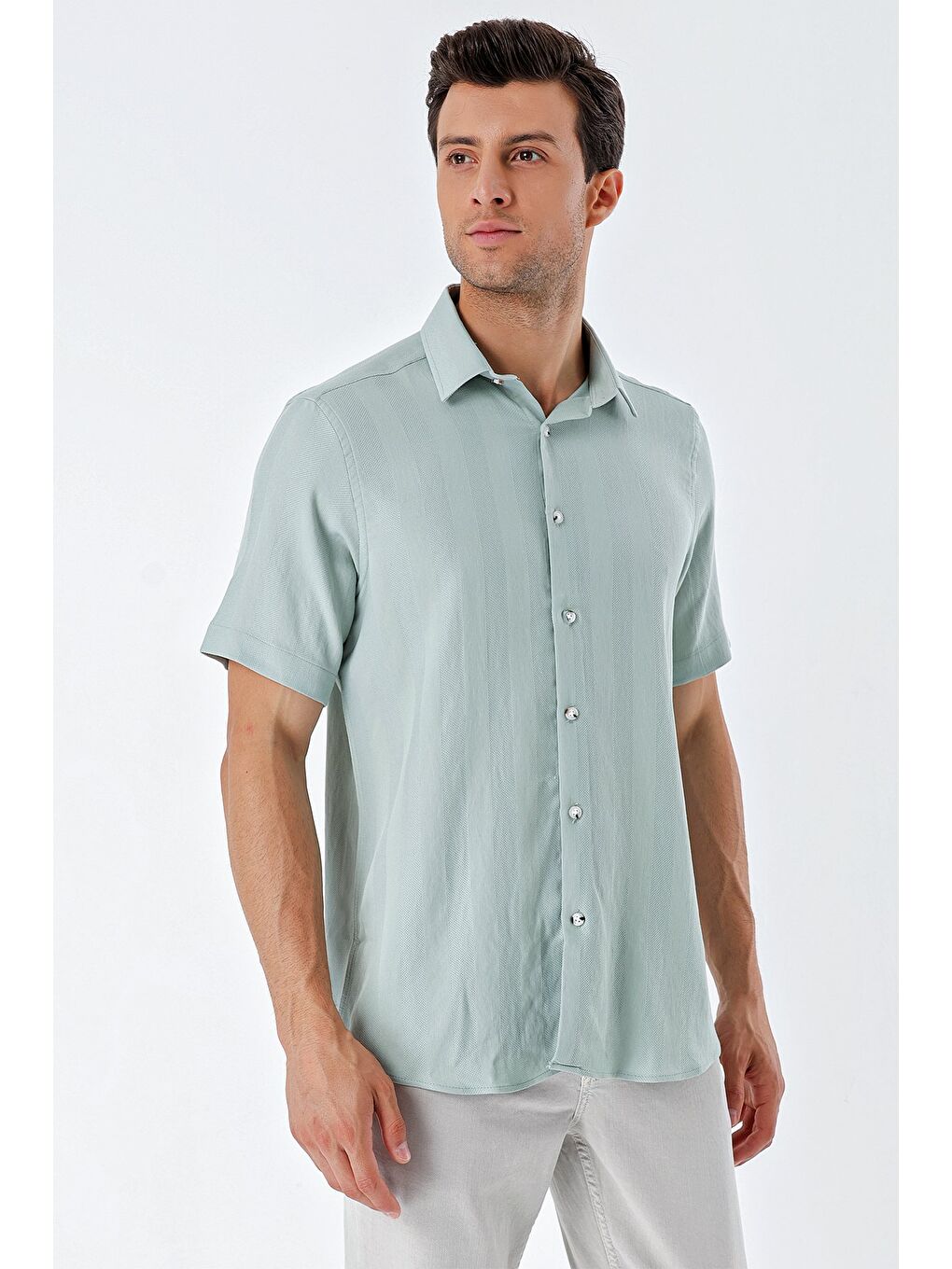 Turkuaz Su Yeşili Kısa Kollu Desenli Armürlü Sert Yaka Cepsiz Klasik Comfort Fit Gömlek 1004230204