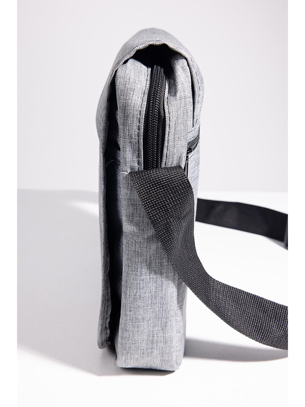 Unisex Ayarlanabilir Çapraz Askılı Gri Postacı Omuz Çantası-1