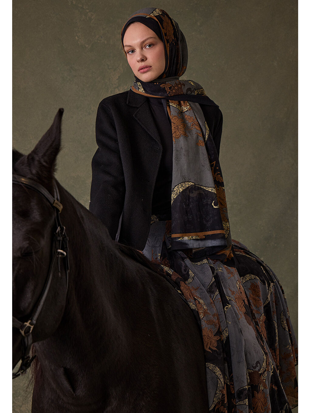 Sıenna Desen Şal Siyah-4