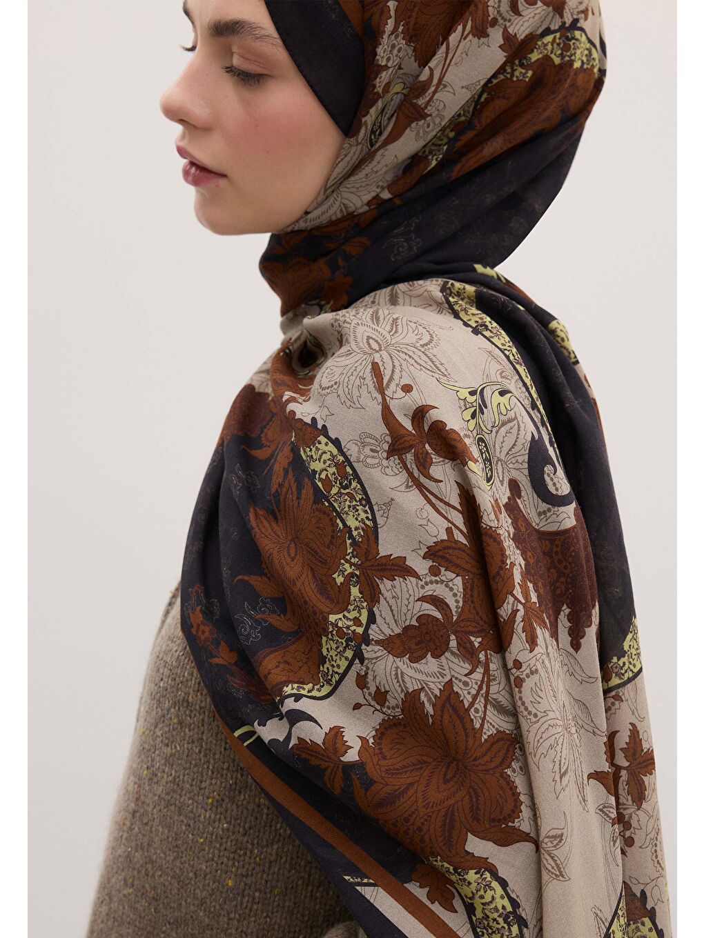 Sıenna Desen Şal Lacivert-2