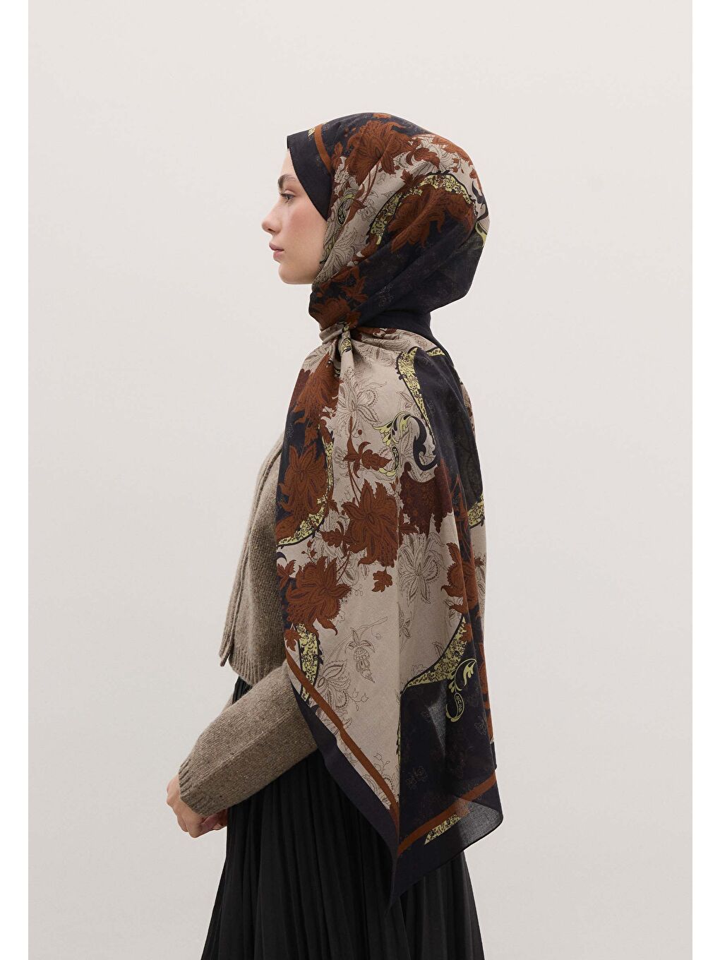 Sıenna Desen Şal Lacivert-3