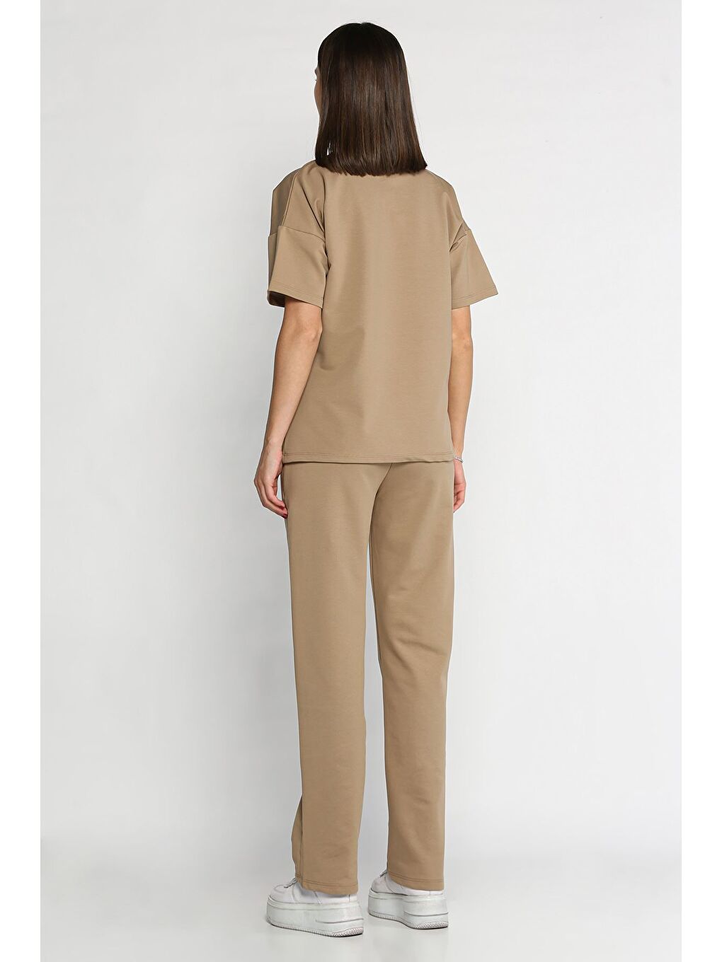 Bej Kadın Çima Detaylı Nakışlı Pantolon Tişört İkili Takım-2