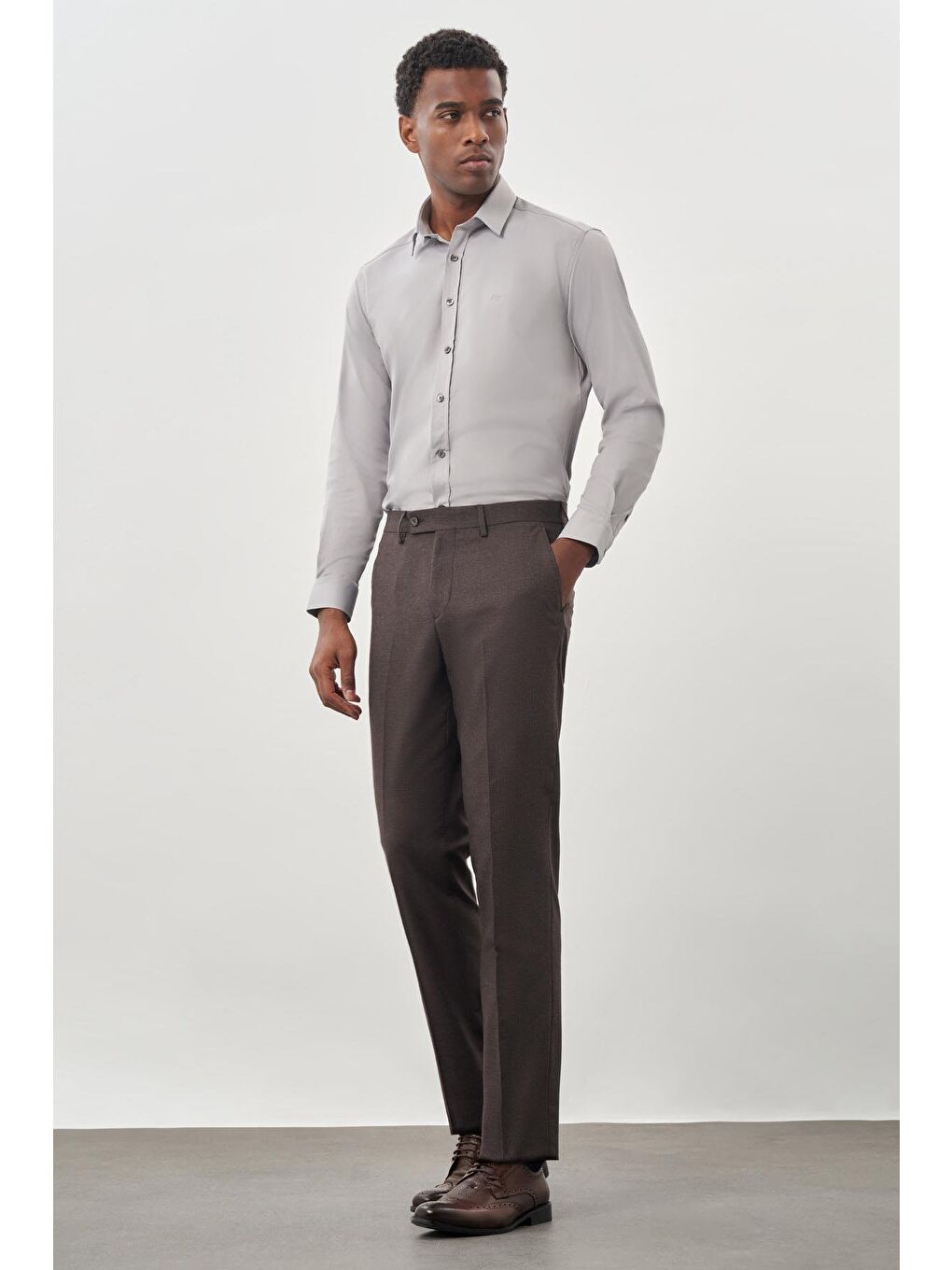 Koyu Kahverengi Esnek Yandan Cepli Comfort Fit Classic Erkek Pantolon 1003245207-1