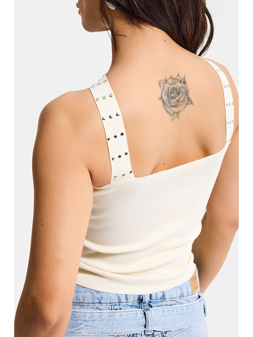 Kadın Ekru s6-101 Crop Parlak Taş Detaylı Boyundan Askılı Tasarım Body-3