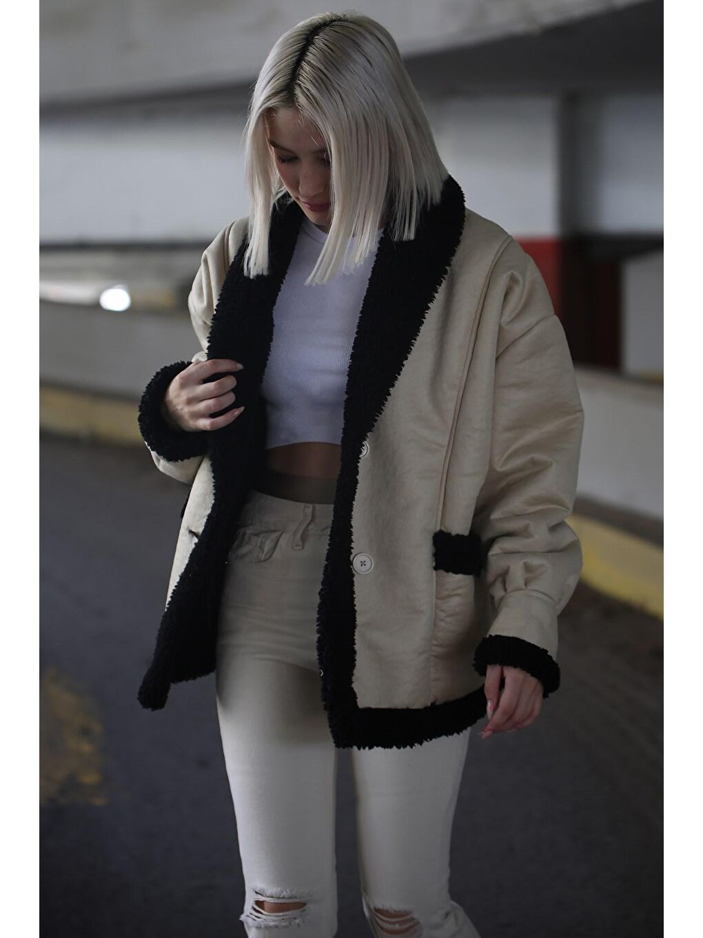 Bej İçi Suni Kürklü Biker Mont MG1329-3