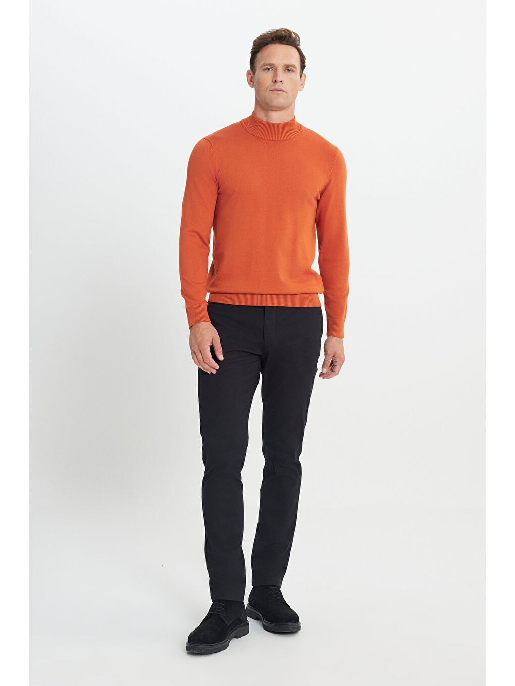 Kahverengi Erkek Kiremit Standart Fit Normal Kesim Yarım Balıkçı Yaka Triko Kazak-1