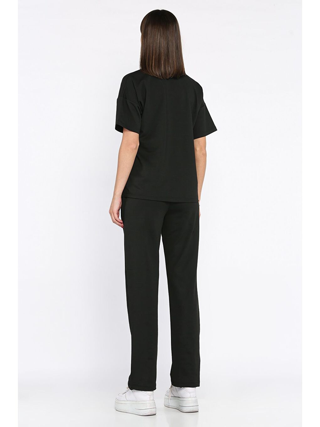 Siyah Kadın Çima Detaylı Nakışlı Pantolon Tişört İkili Takım-2