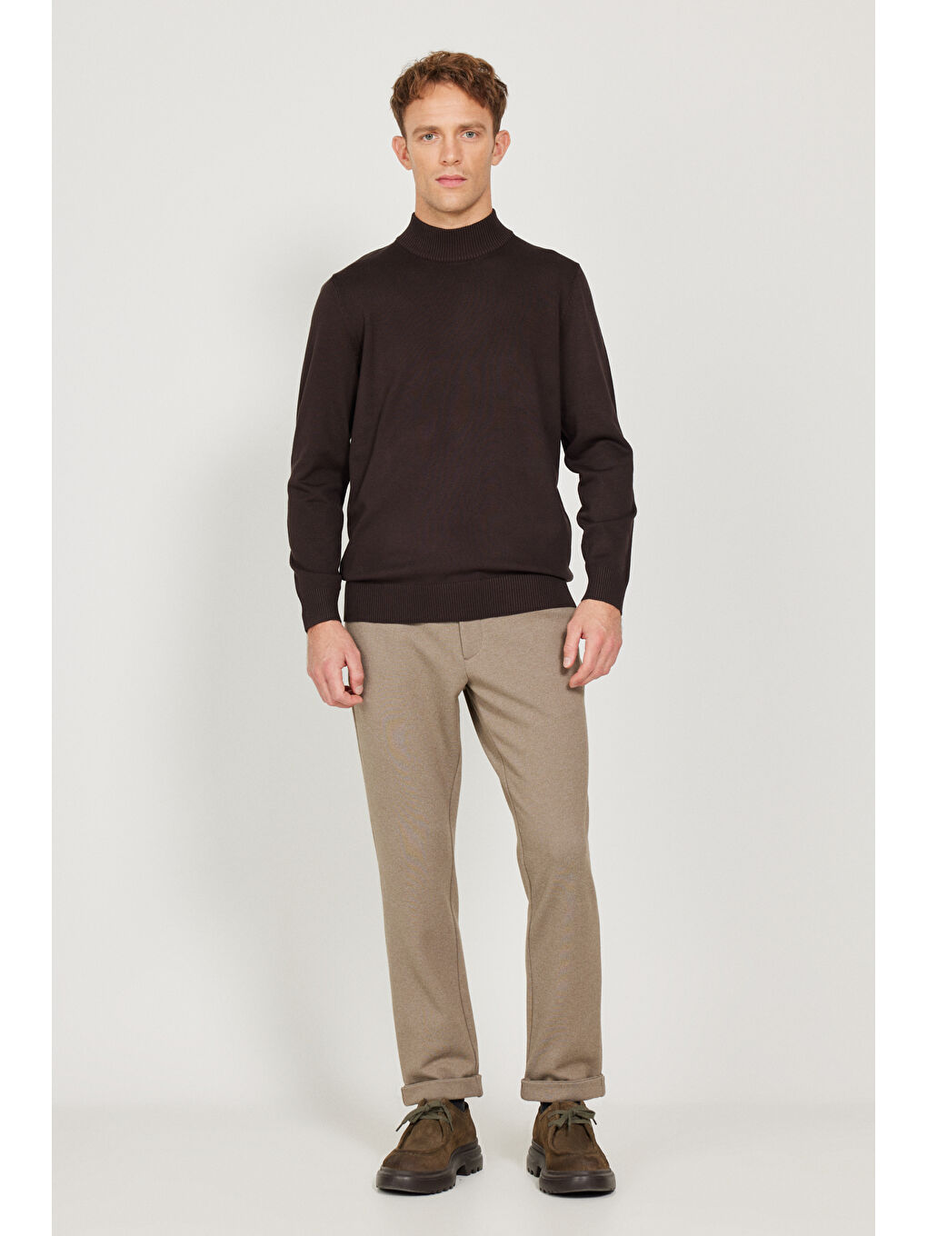 Erkek Kahverengi Standart Fit Normal Kesim Yarım Balıkçı Yaka Triko Kazak-1