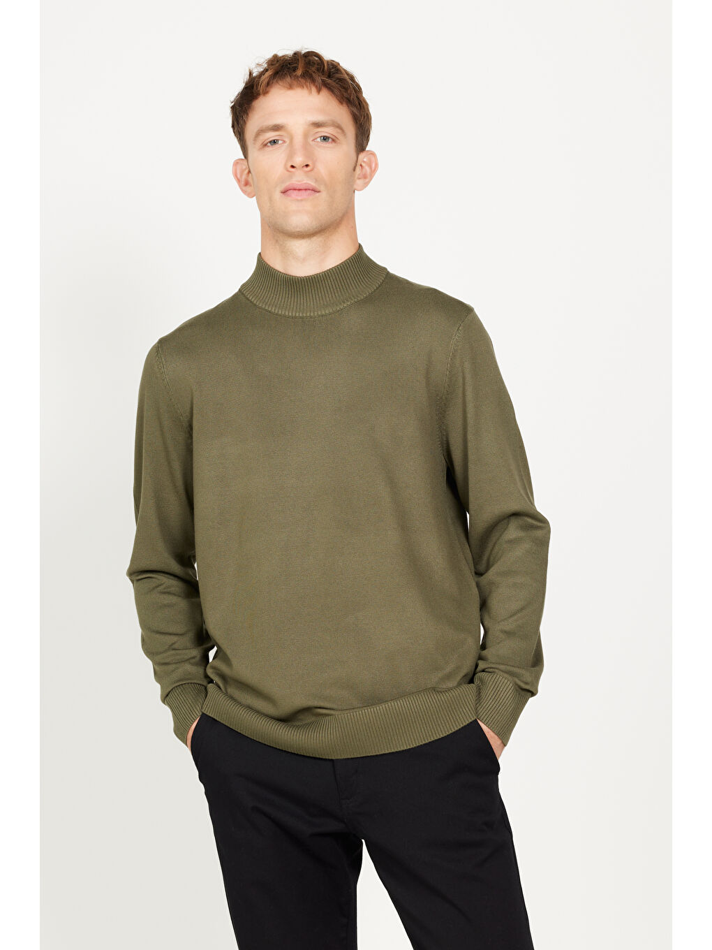 Erkek Haki Standart Fit Normal Kesim Yarım Balıkçı Yaka Triko Kazak-2