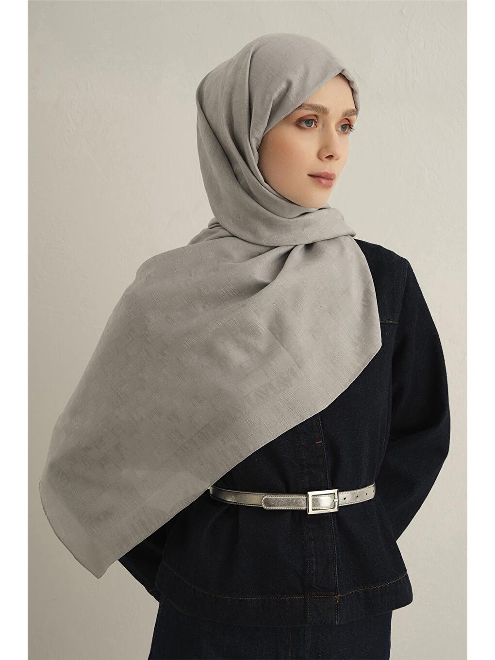 Gri Pamora Dama Çerçeve Şal 2 20-2