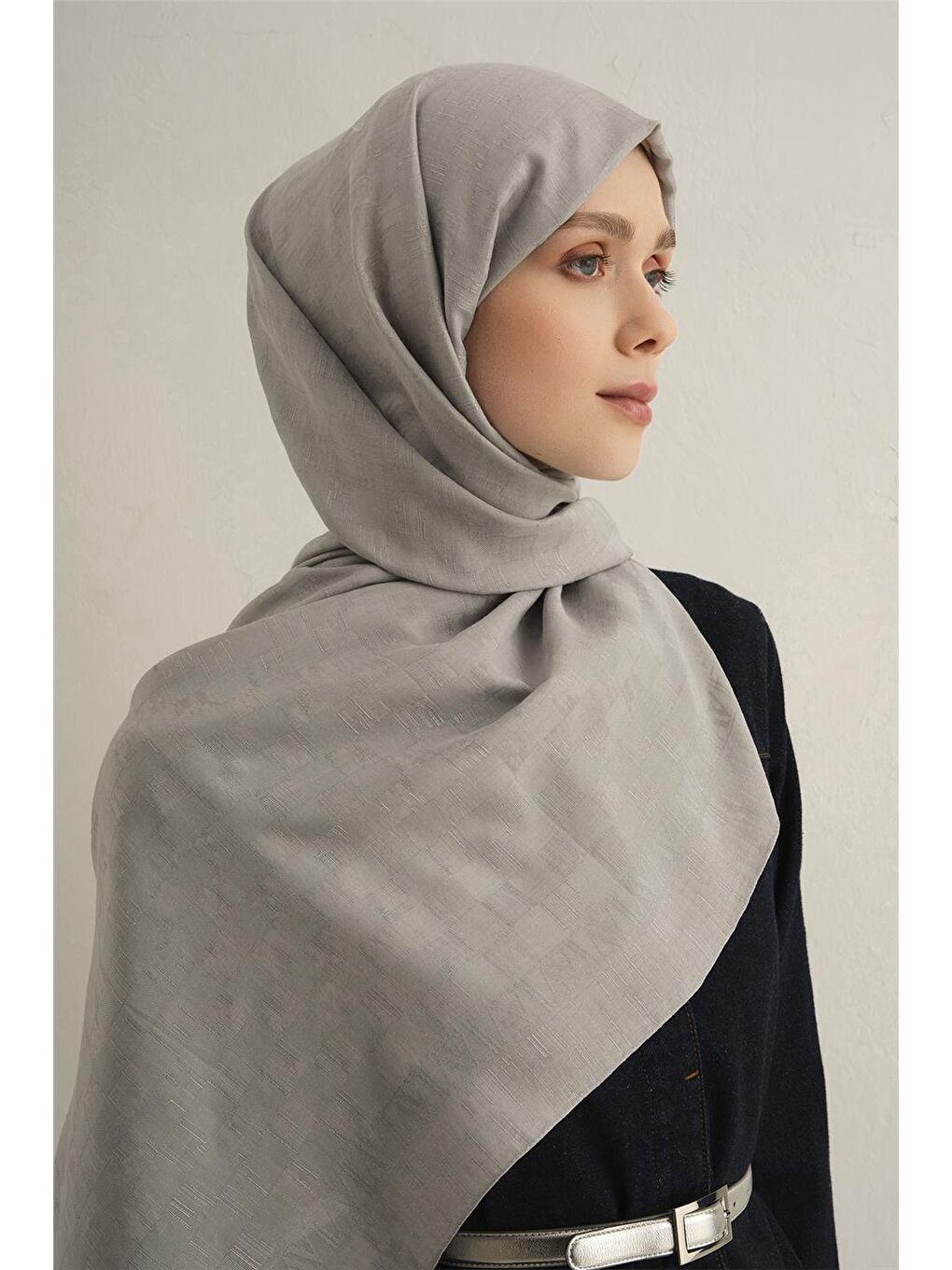 Gri Pamora Dama Çerçeve Şal 2 20-3