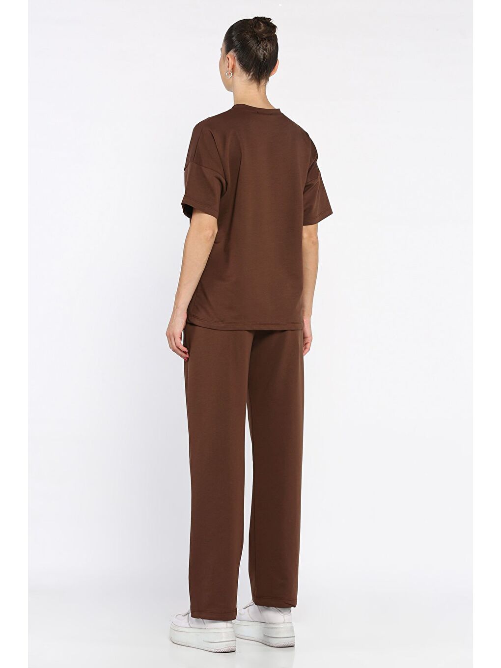 Kahverengi Kadın Kalp Nakışlı Bisiklet Yaka Tişört Pantolon İkili Takım-2