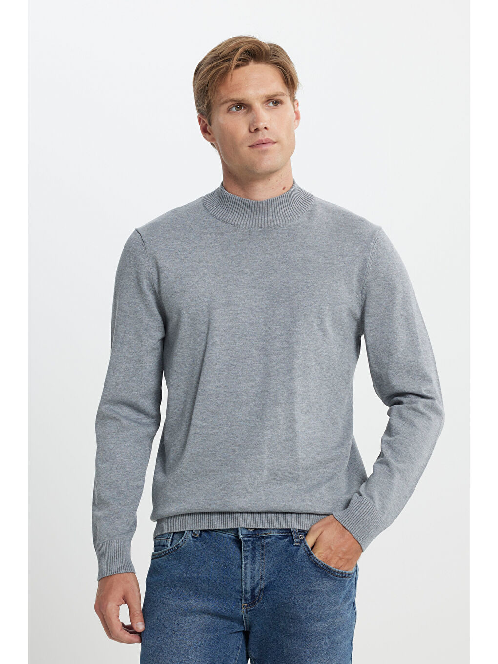 Erkek Gri Melanj Standart Fit Normal Kesim Yarım Balıkçı Yaka Triko Kazak-2