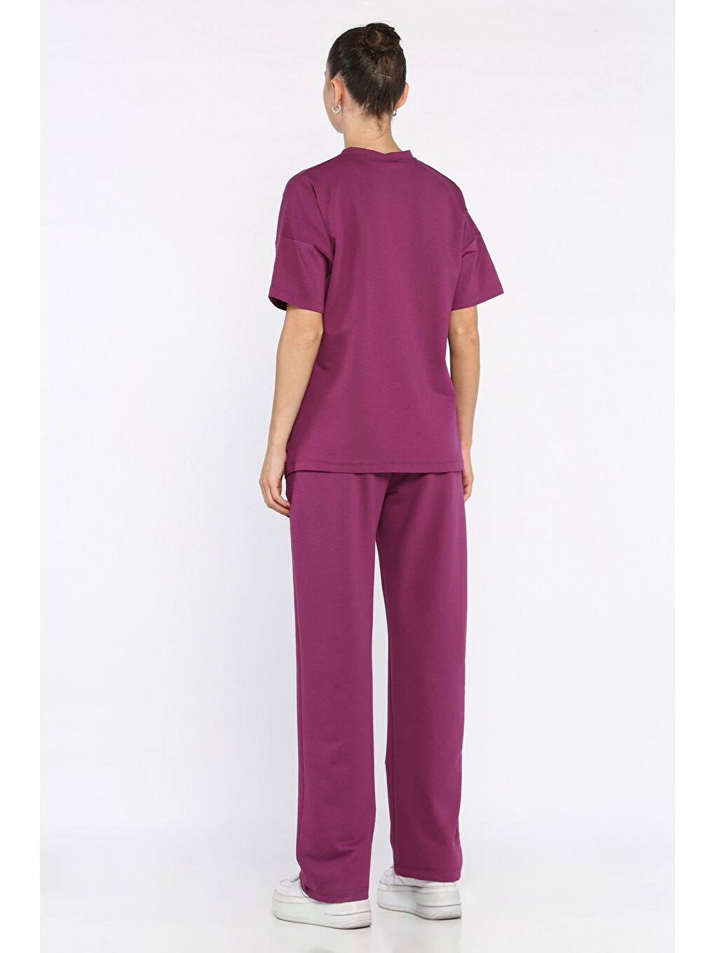 Mürdüm Kadın Kalp Nakışlı Bisiklet Yaka Tişört Pantolon İkili Takım-2