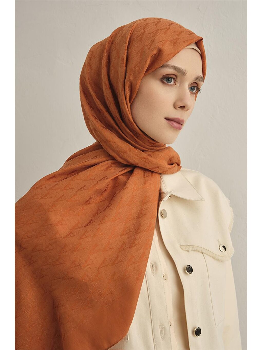 Turuncu Pamora Aa Monogram Şal 3 43-2