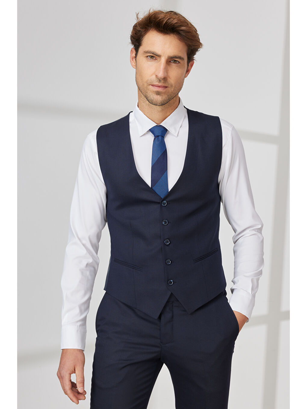 Erkek Lacivert Ekstra Slim Fit Dar Kesim Yünlü Armürlü Yelekli Takım Elbise-2