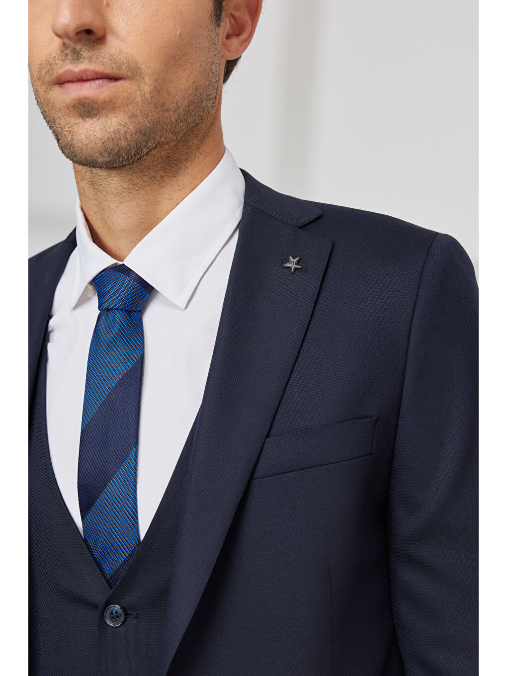 Erkek Lacivert Ekstra Slim Fit Dar Kesim Yünlü Armürlü Yelekli Takım Elbise-3