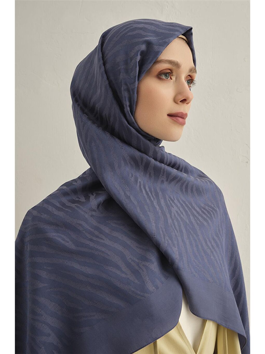 Mavi Pamora Zebra Desen Şal 1 26-3