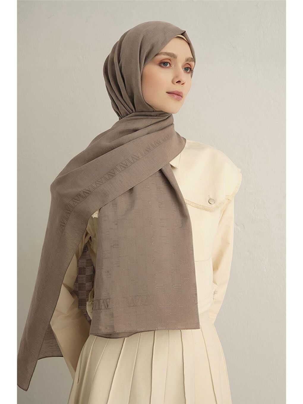 Bej Pamora Dama Çerçeve Şal 2 07-2