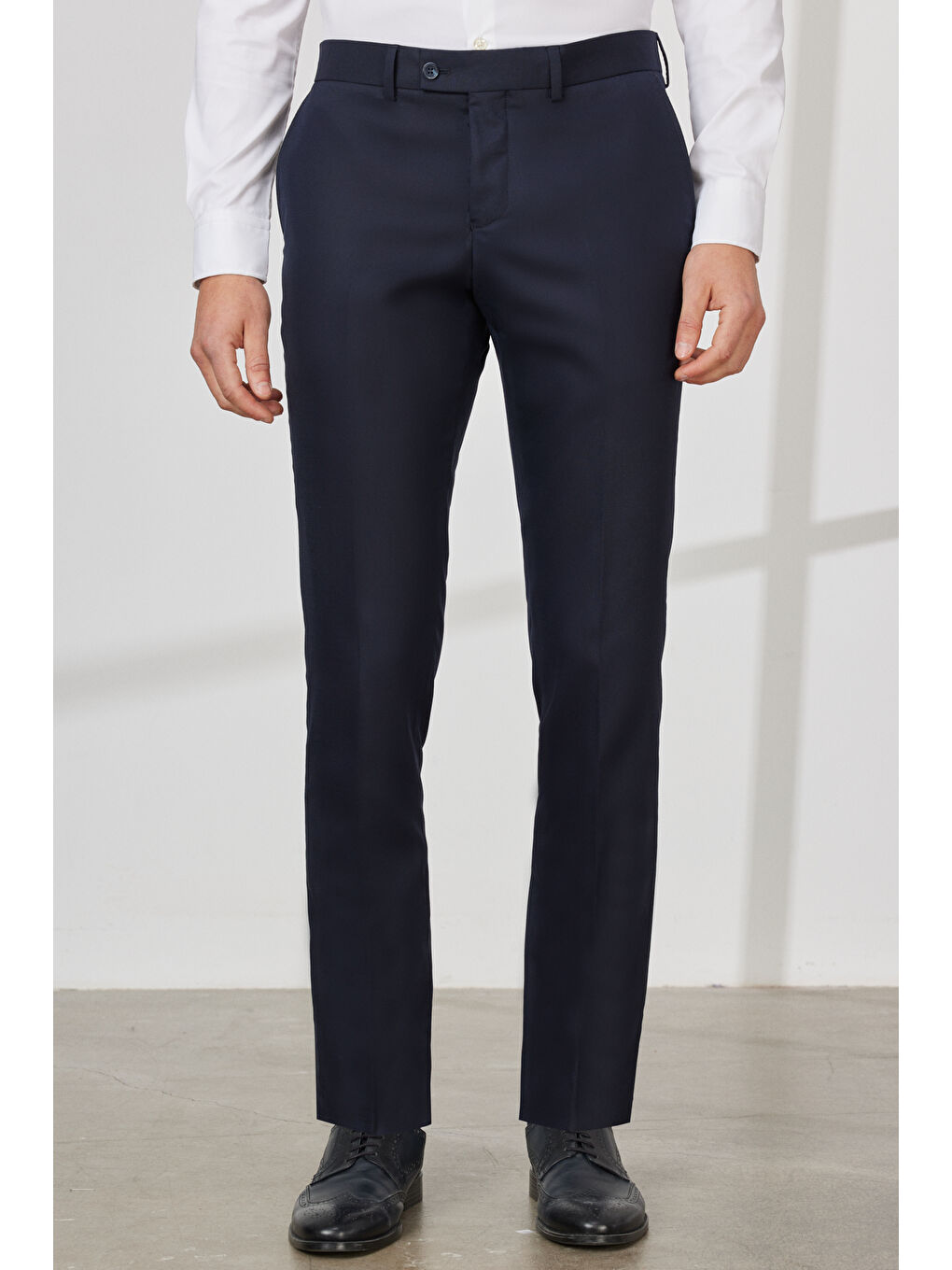 Erkek Lacivert Ekstra Slim Fit Dar Kesim Yünlü Armürlü Yelekli Takım Elbise-5